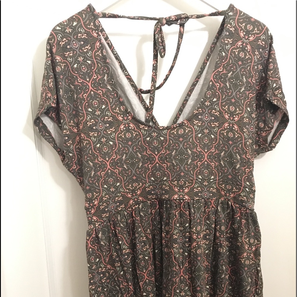 Torrid size 00 Green and pink babydoll top